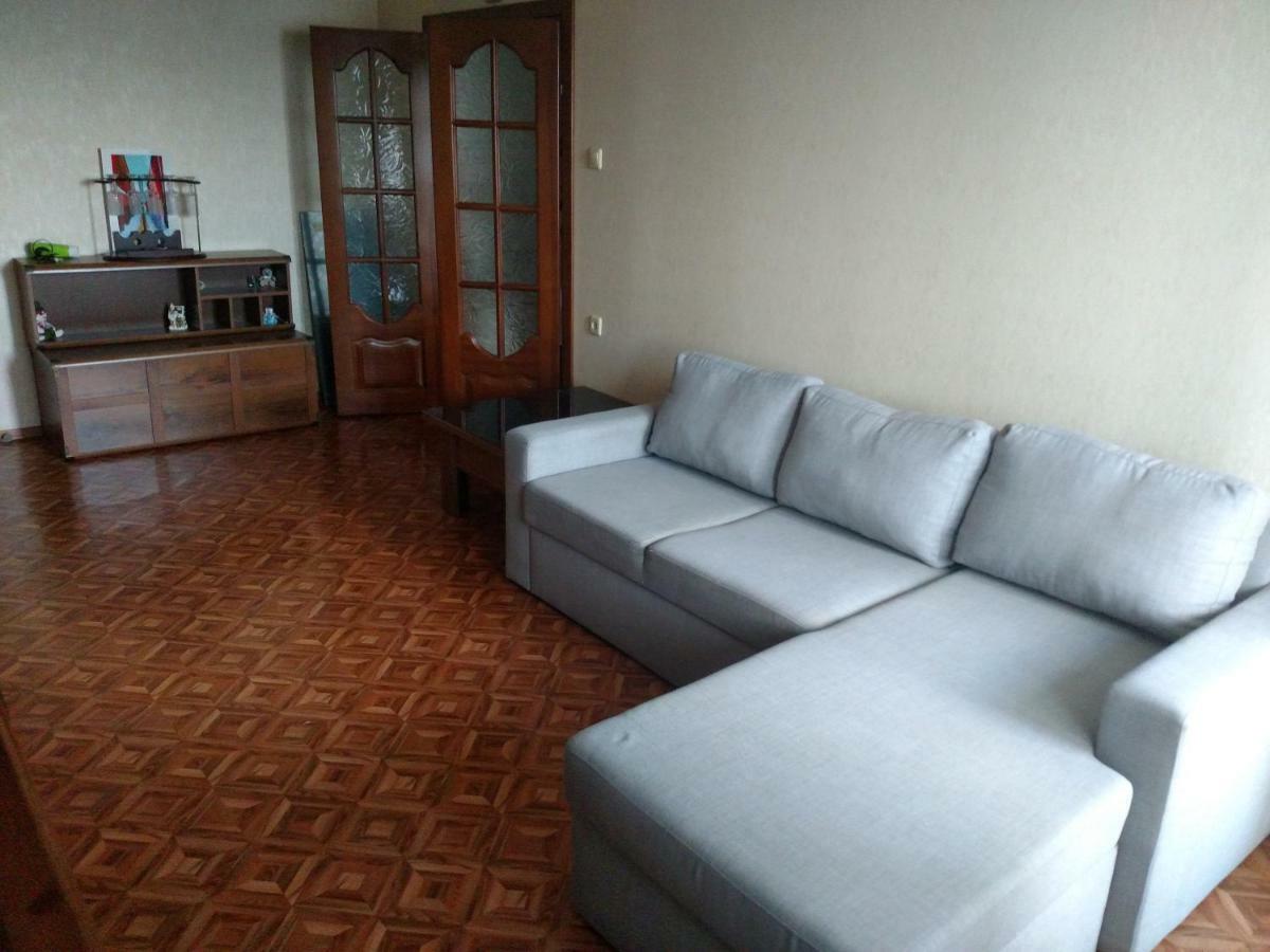 Двокімнатна Квартира Yuzhne Exterior foto